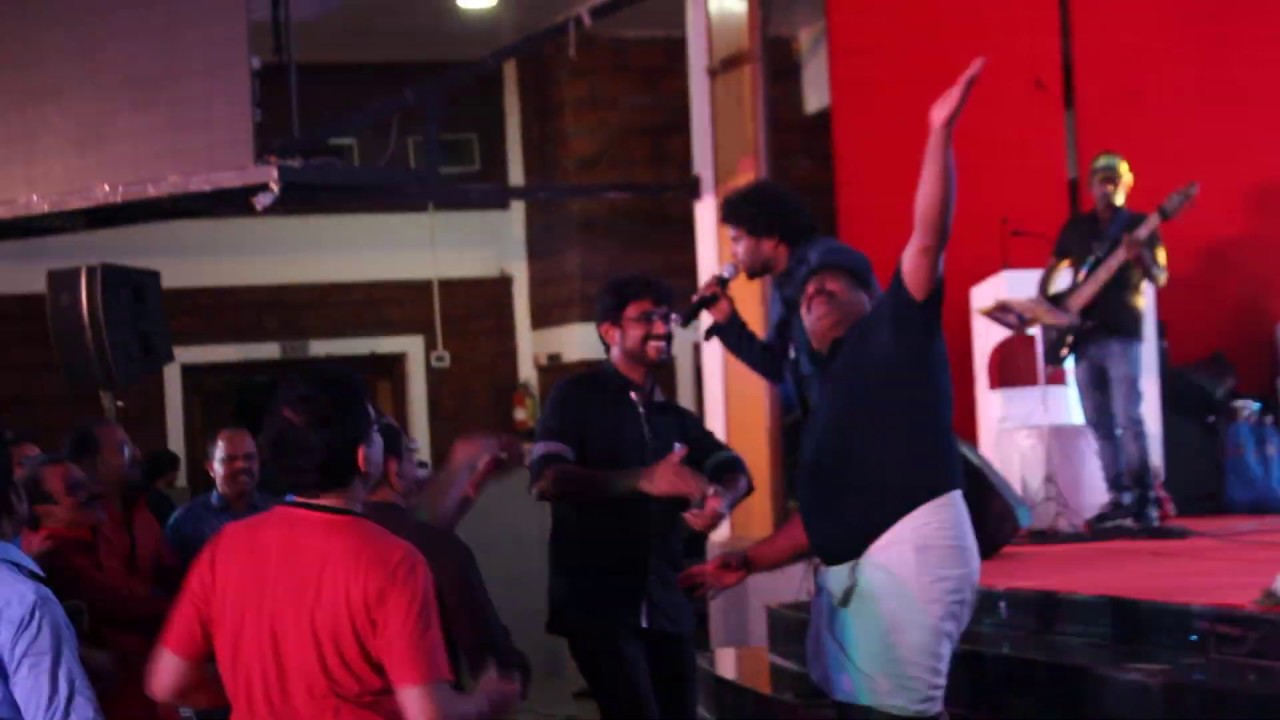 Kerala Best Malayalam Live band Orchestra Singers by