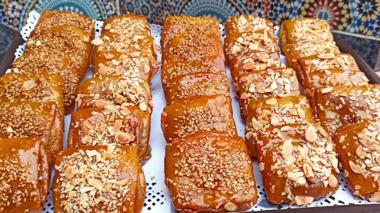 الرغيفة المكناسية باللوز الاصلية مقومة على حقها و طريقها تتبقى مقرمشة اطول مدة | رغيفة العيد