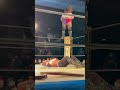 イスを使ってのムーンサルトプレス!!