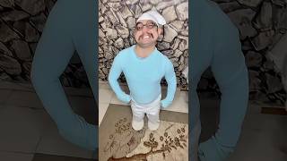 Yumurta Kirildi Gözlüklü Şi̇ri̇n