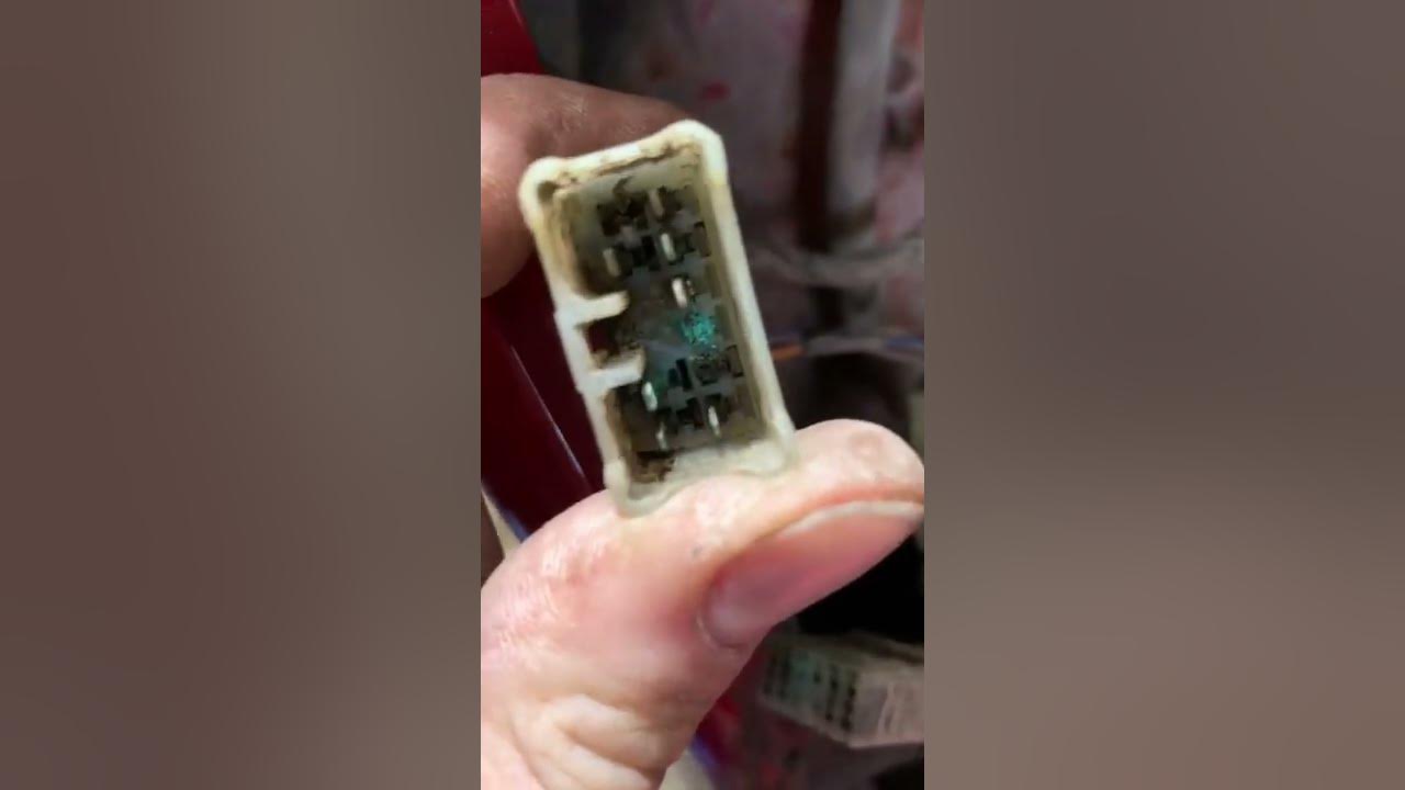 Check this before dropping Fuel tank Chevy Tracker fuel pump wiring
