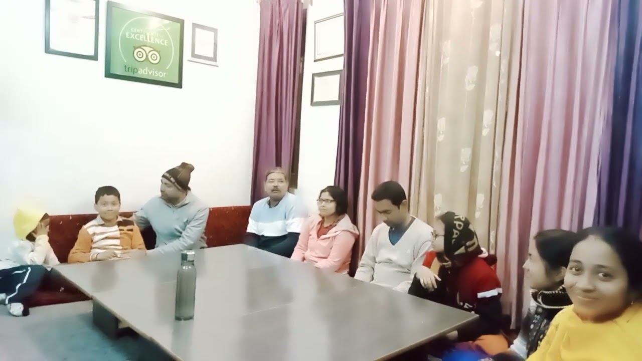 Kashmir Holiday Packages 🌄 | Budget to Luxury Tours | Srinagar, Gulmarg, Pahalgam