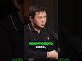Электрон — не шарик. Он принадлежит миру, где всё «размазано» и существует в нескольких местах сразу