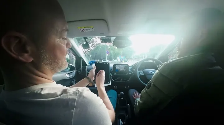 🚦 Malta Driving Rules: Pedestrian Crossings Explained! 🚗 | Driving Test Tips 🇲🇹