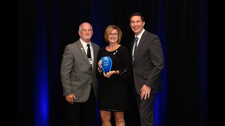 Lori Todd - 2022 Distinguished Service Award Honoree