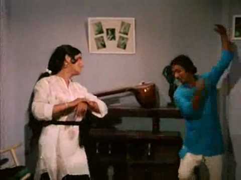 Kahe Kanha Karat Lyrics in Hindi Bawarchi 1972