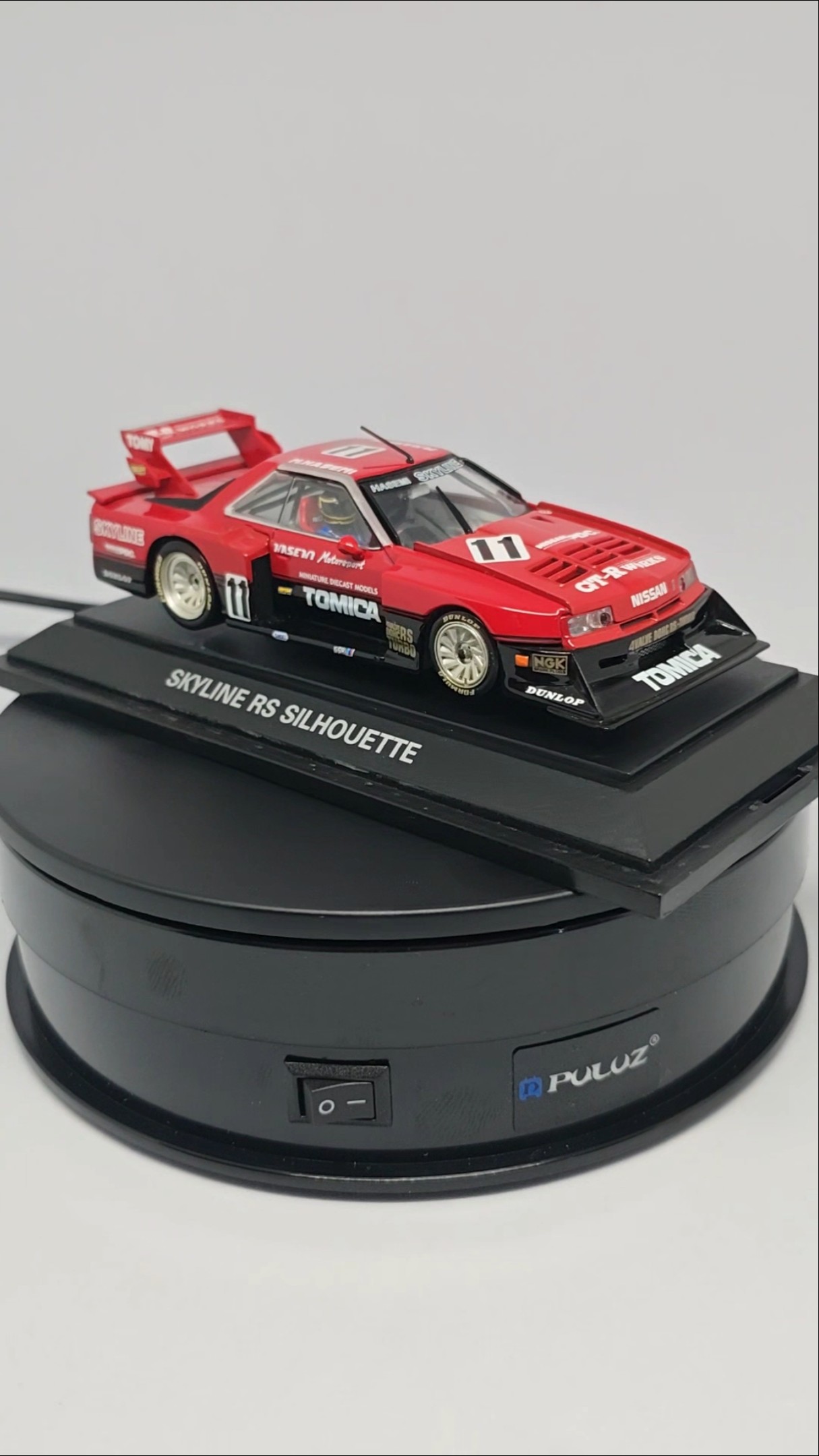 Nissan Skyline RS Silhoutte Die Cast Ebbro 1:43 - YouTube