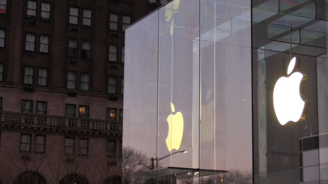 Apple alcanza los 3 billones de dólares en bolsa - YouTube
