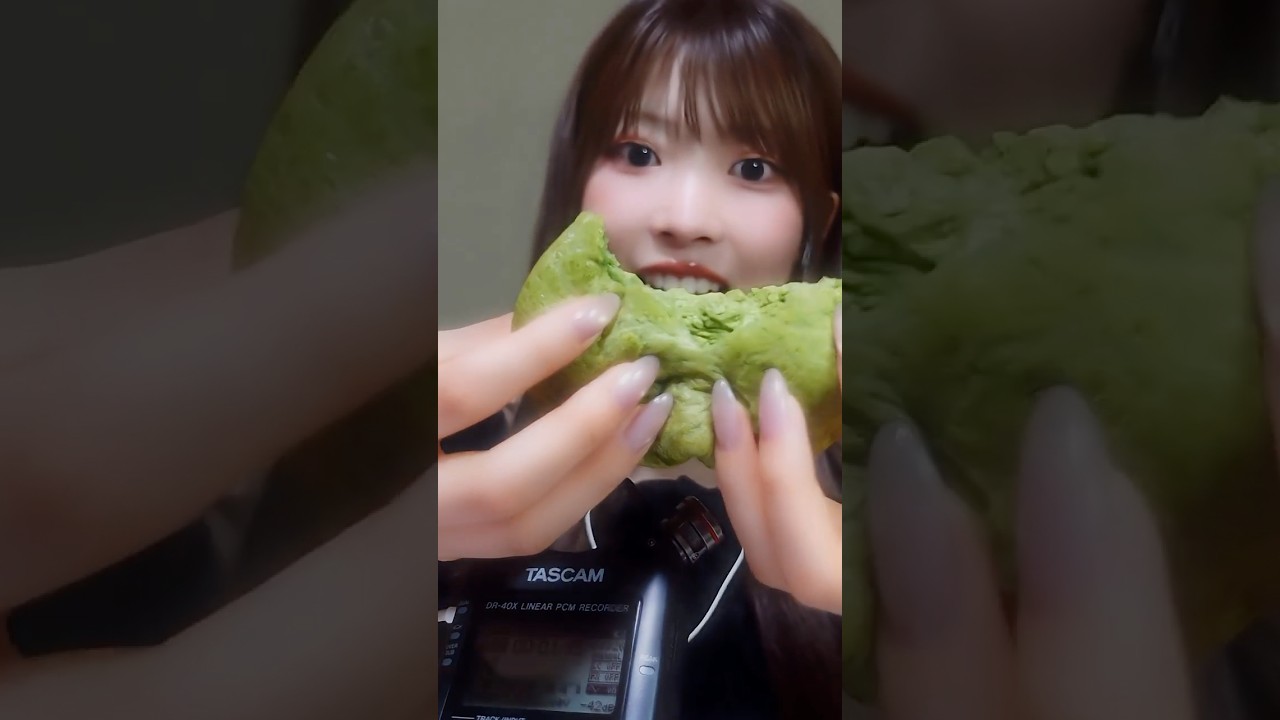 【セブン新作ASMR】もこもこ抹茶スイーツ🍵💭美味しすぎるもことろ〜✨ #mukbang #咀嚼音 #shorts