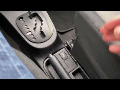 TOYOTA YARIS -