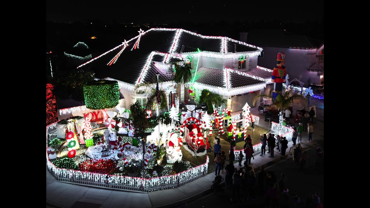 Arizona Best Experience Holiday Magic Phoenix Scottsdale Glendale Mesa Blasian Christmas Light Tour