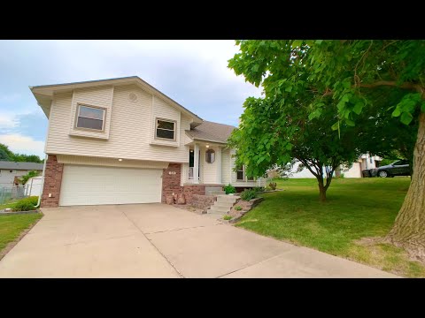 311 Fort St., Papillion, NE home video tour