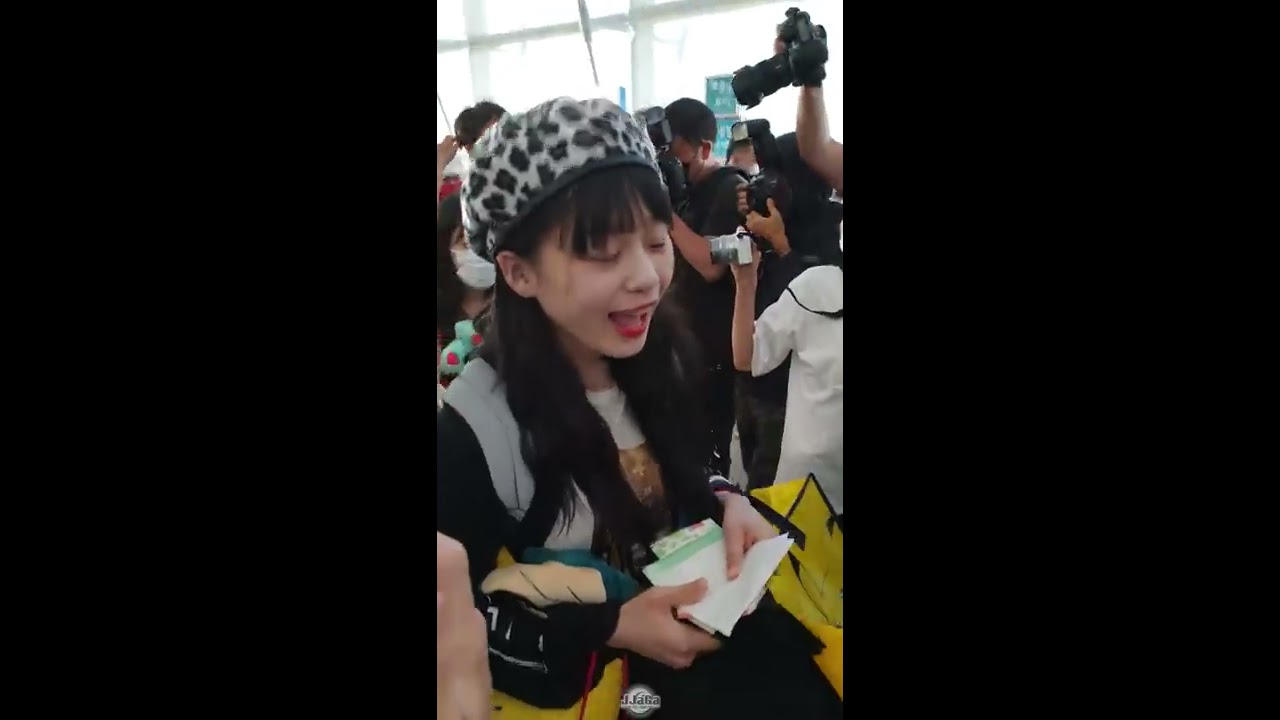 [4K] 180901 AKB48 무라카와 비비안 직캠 (MURAKAWA BIBIAN Focus) -'출국' (Fancam) By.JJaGa !출국 @인천공항 INC