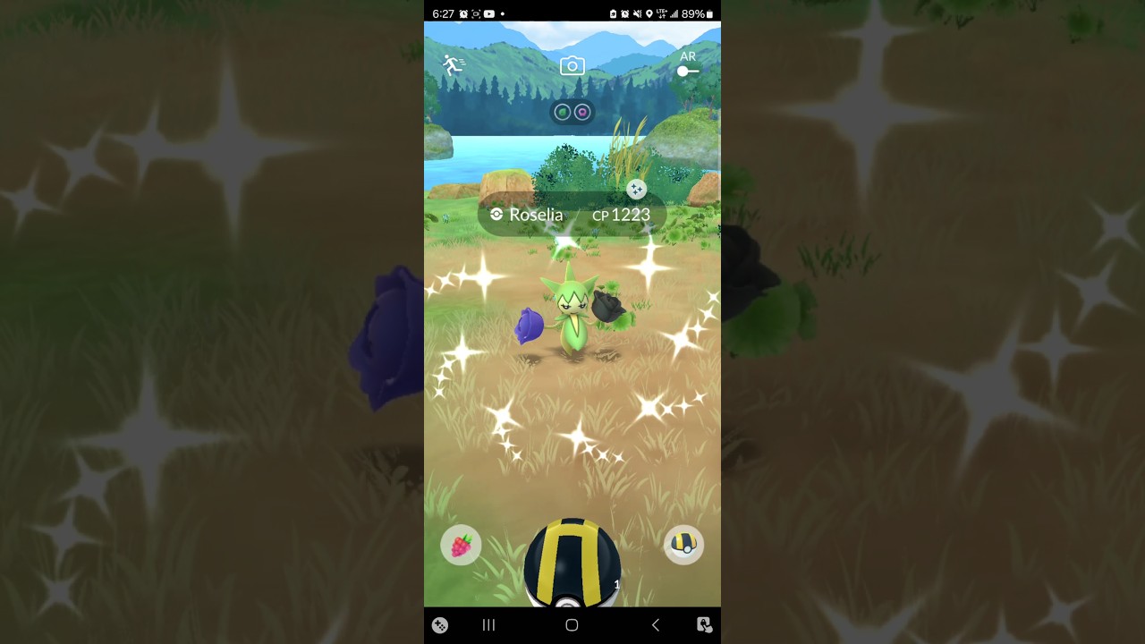 ✨️🌹Shiny Roselia found during Spotlight hour! #