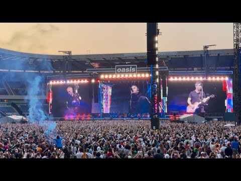 貴重 オアシス Live25 再結成ツアー 8/8 EDINBURGHリトグラフ 貴重 オアシス Live25 再結成ツアー 8/8 EDINBURGHリトグラフ