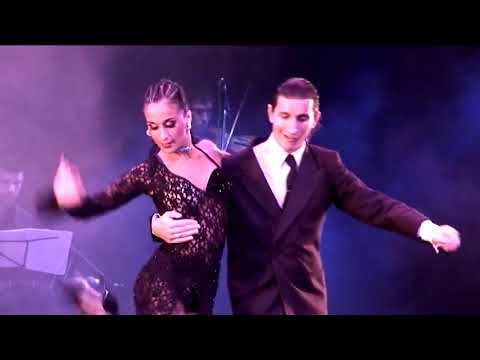 Mora Godoy Tango - Shine