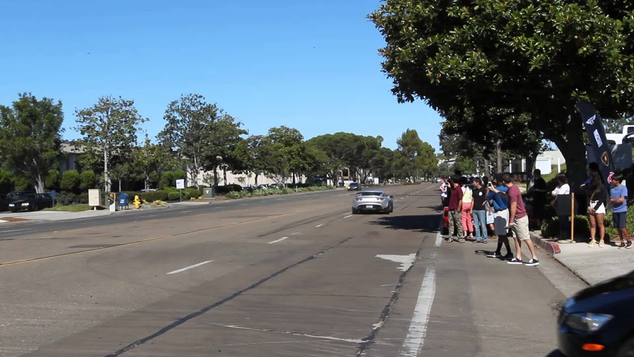 Lotus Elise VS BMW E92 M3 VS Audi R8