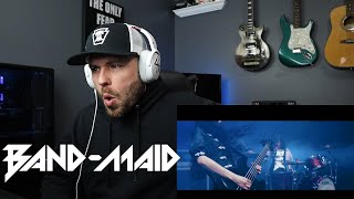 Bandmaid  Different reaction