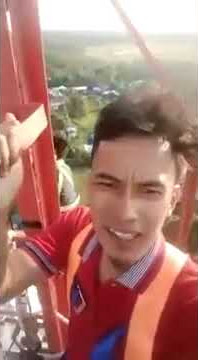 Viralllll ini ningelek ngelek jaringan Telkomsel macam tai(kang tower)