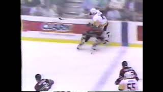 Steve Konroyd hits Mark Recchi - Oct 22, 1991