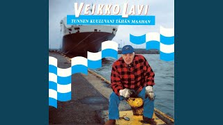 Video thumbnail of "Veikko Lavi - Matkamuisto"