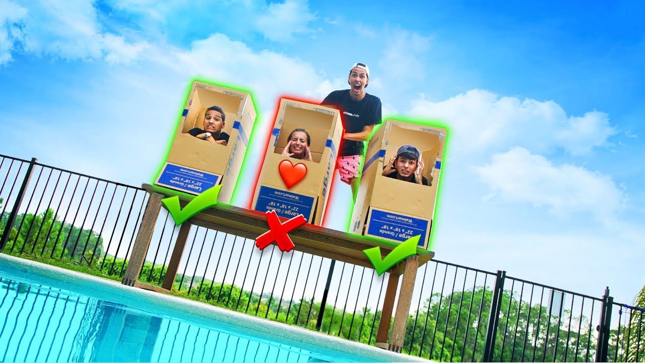 neagley and chase NÃO EMPURRE A CAIXA COM A NAMORADA NA PISCINA!
