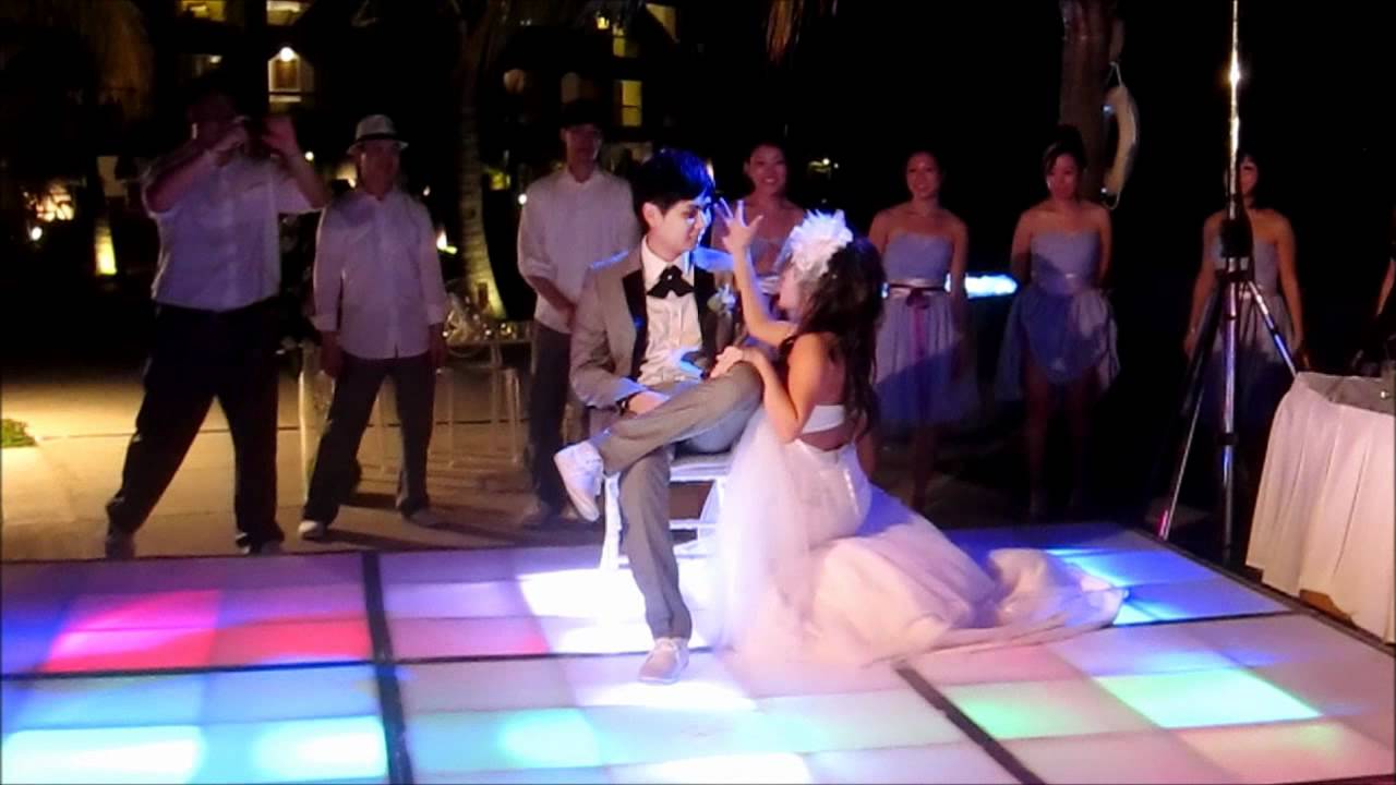 Calvin and Cher Wedding Dance - YouTube