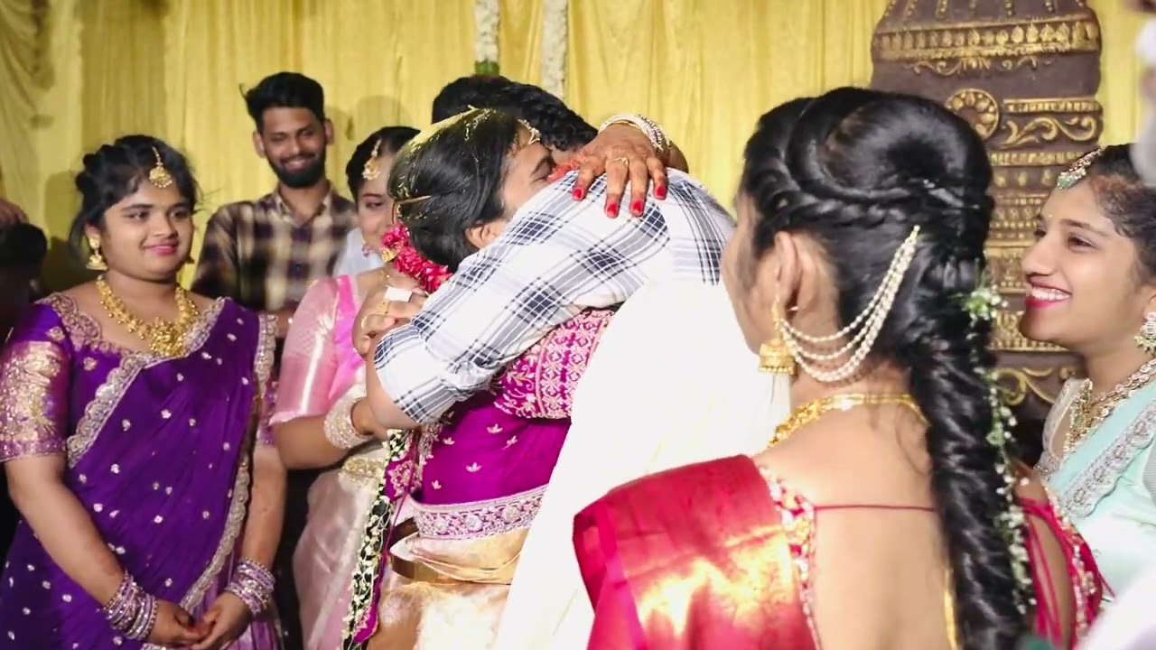 Apaginthalu 😭😢#parents love 😍😍#marriage vibes #love ## inthenemo inthen emo adapillanu kadha