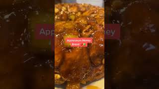 Cinnamon, apples, and ooey-gooey deliciousness – it's Apple Fritter Monkey Bread time! 😍 #snackideas
