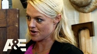 Storage Wars: Texas: Jenny Takes Her Microscope To An Antique Shop | A&E