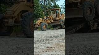 CAT 120 motor grader naik lowbed