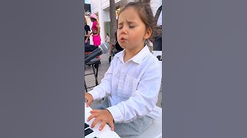 Little Angel Sings Hallelujah and Leaves Everyone Speechless #nicholasprotsenko #piano #singer #cute