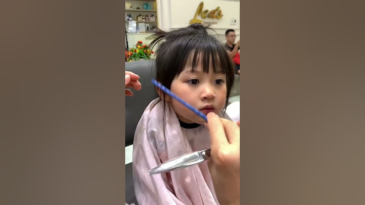 Hướng dẫn cắt tóc cho bé gái năm 2024