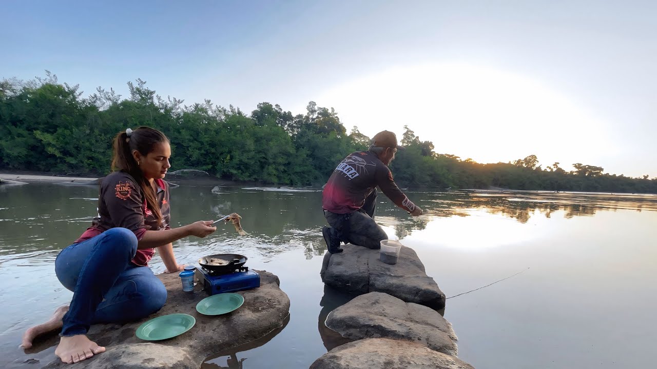 PESCARIA DE PACU, PIAU E CURIMBA NO RIO VERMELHO. FIZEMOS PEIXE FRITO NA BEIRA DO RIO.