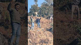 Pahado me dance 😂#trending #shortvideo #travel #uttrakhnd #mastitime #freefireshorts #yaari#moj