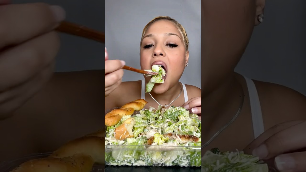 CRUNCHY CHICKEN CEASAR SALAD 