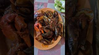 Asli ini kerang saus padang nya enak banget #seafood #shorts #kerangsaoaspadang #music