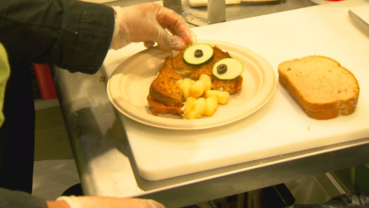 Bean Sprouts Cafe opens at Cincinnati Museum Center YouTube