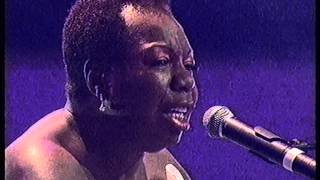 Nina Simone, My Baby Just Cares For Me, live for the Music Of The Millennium show chords