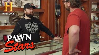 Pawn Stars: Chumlee and Corey Bet on the Price of a Knife (Season 16) | History