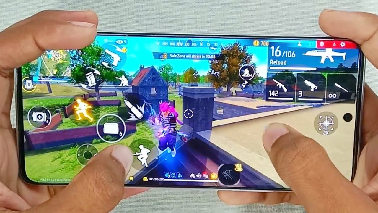 Solo Vs Squad Handcam ⚡ Poco X7 Pro 📲 Free Fire Gameplay - YouTube