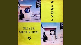 Miniatura del video "Oliver Mtukudzi - Hamunyare"