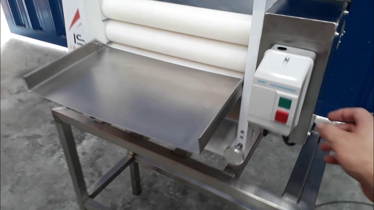 Máquina laminadora de masa 