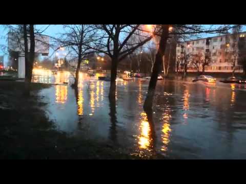 В Татарстане первый весенний ливень привел к дорожному коллапсу (фото, видео)