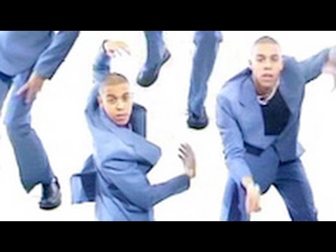 Video: Kalashnikova fick användarna att skratta genom att dansa twerk