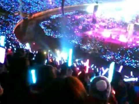 五月天2012高雄世運12/30明日重生版 22.First Day