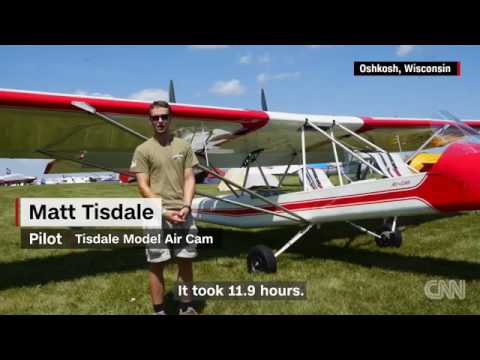 23996 gelände aus CNN Flying at 200 feet in an open air plane