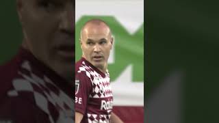 【イニエスタ】足に磁石がついているかのようにピタリと止める神トラップ #Iniesta #イニエスタ #Shorts