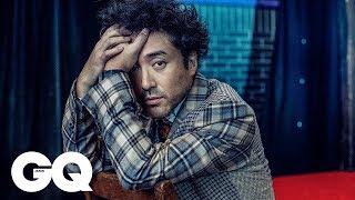 ムロツヨシ──人たらしの異名をとる愛され俳優 | GQ MEN OF THE YEAR 2019 | GQ JAPAN