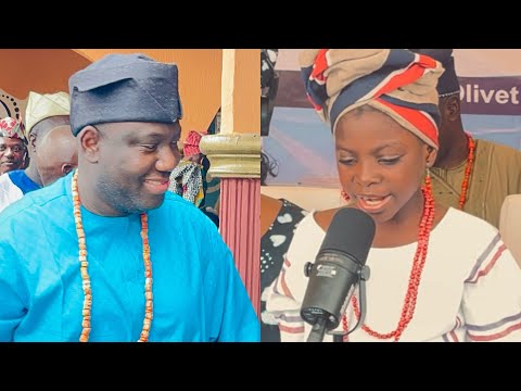 ALAFIN SURPRISE AS AJIBIKE AKEWI CELEBRATE HIM AT 51 BIRTHDAY CELEBRATION 